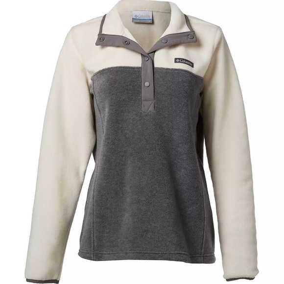Columbia Sweaters - Columbia Cozy Cream and Gray Crew Neck Sweater